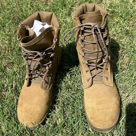 Vibram Tan Lace-Up Combat Boots Coyote Hot weather Army boots.Sz-4W. R - Picture 8 of 12